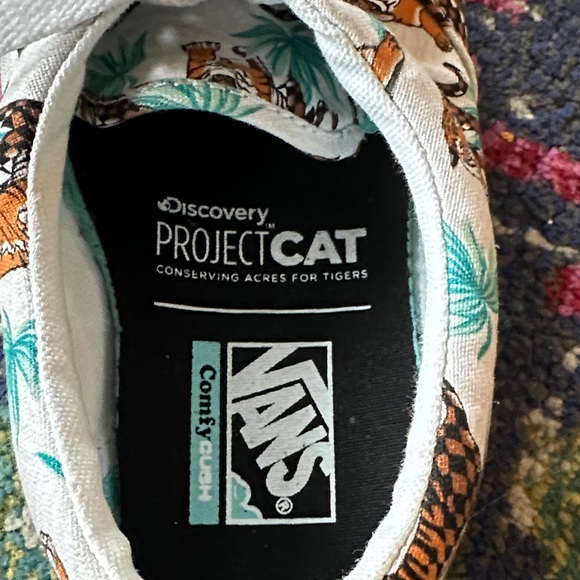 Vans Project Cat White Sneakers with Tiger and Leaf Print - Picture 2 of 3